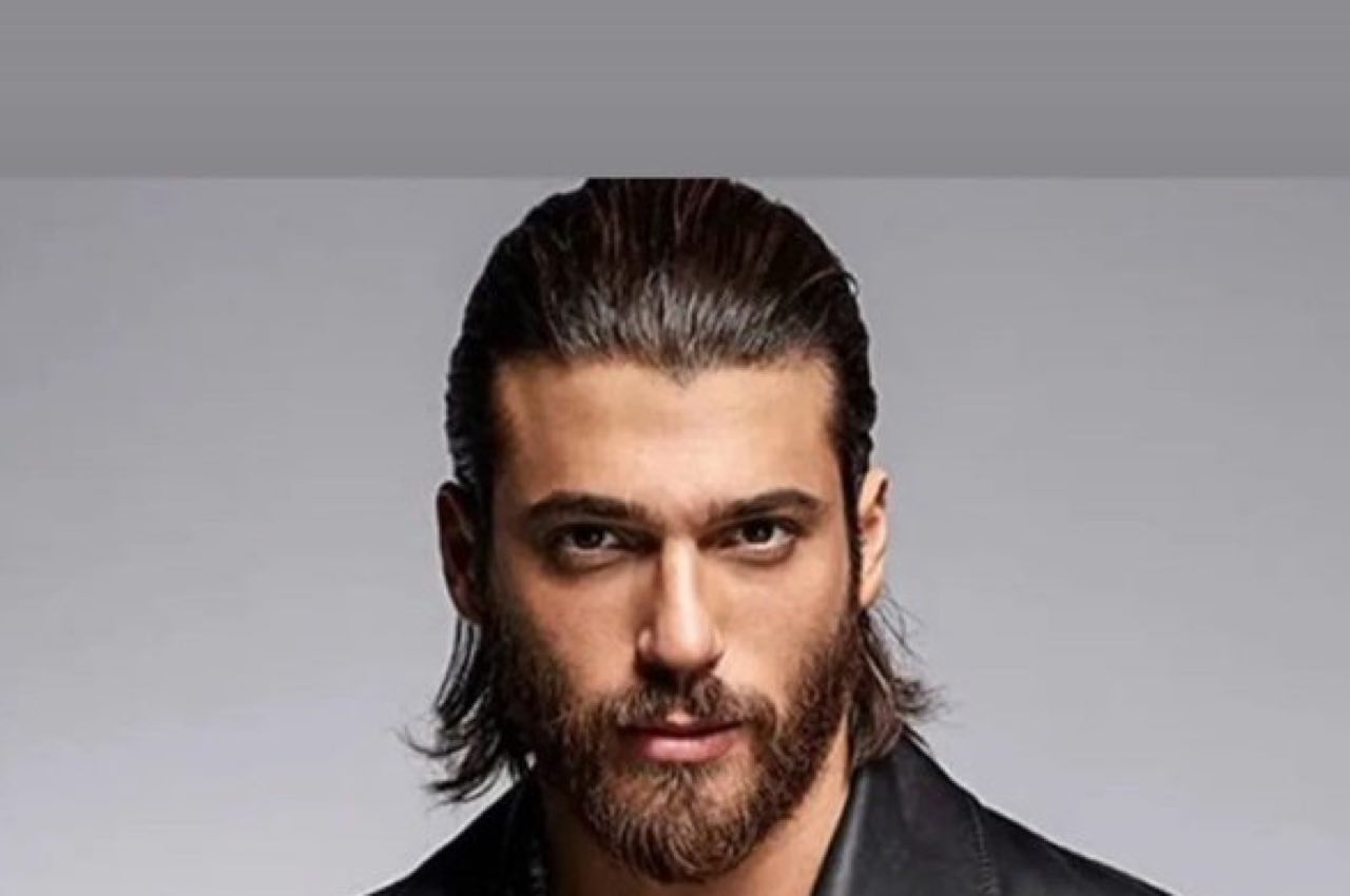 Can Yaman finalmente diventa Sandokan la serie è pronta al via ...