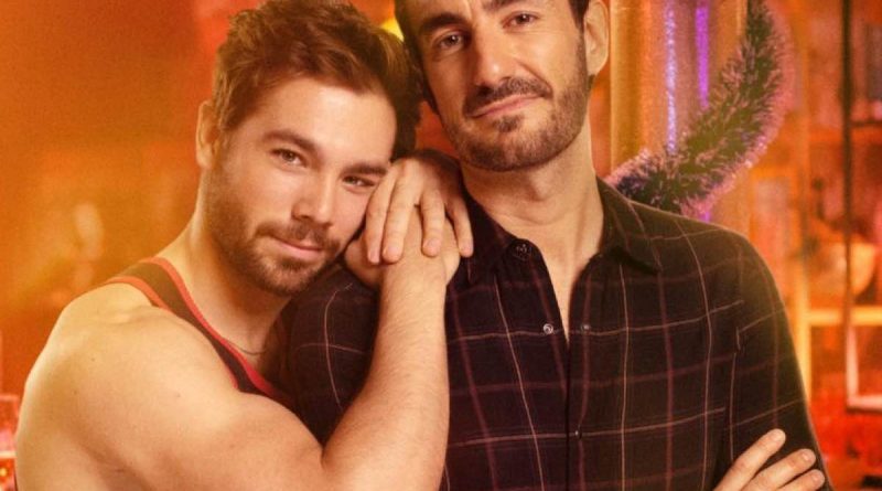 Smiley su Netflix due uomini in cerca del vero amore con il bellissimo Carlos Cuevas