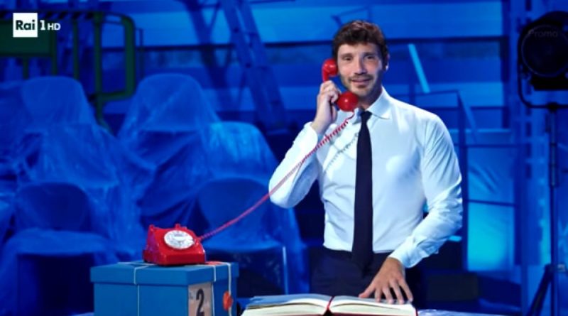 Chi è Stefano de Martino: età, altezza, peso, fisico e Affari tuoi