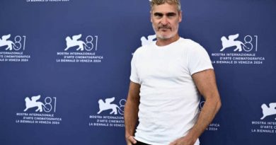 Joaquin Phoenix a Venezia per Joker 2, ma noi ce lo ricordiamo nud0