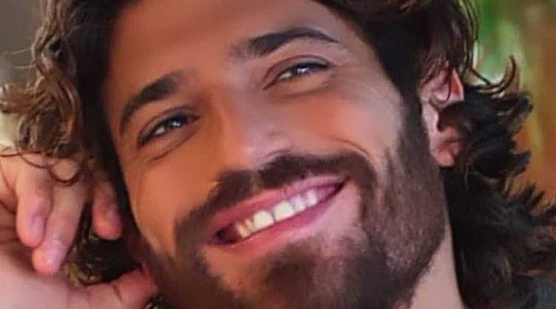 Can Yaman torna in Tv inaspettatamente, c'è la data e la serie TV