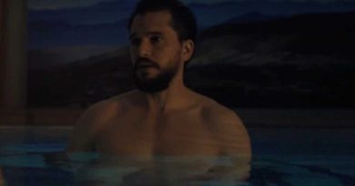 Kit Harington in "Industry" e il suo backstage ci piace molto (foto)