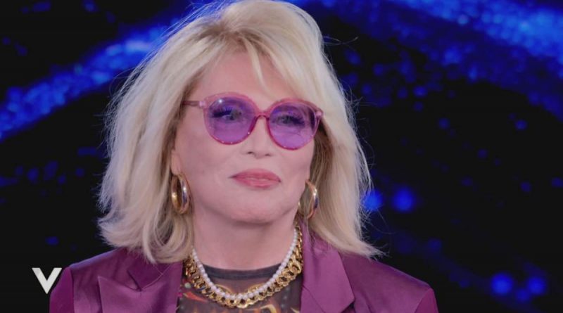 Chi è Amanda Lear età, altezza, peso, carriera e vita privata