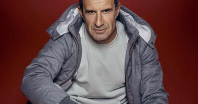 A Pitti Uomo Luis Figo leggenda del calcio entra nel mondo della moda