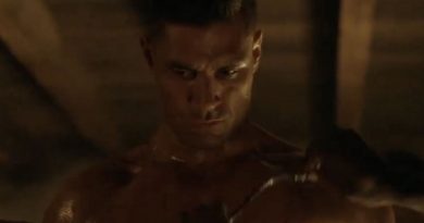 Manu Bennett in Spartacus e quel corpo scolpito che ci regala gioie