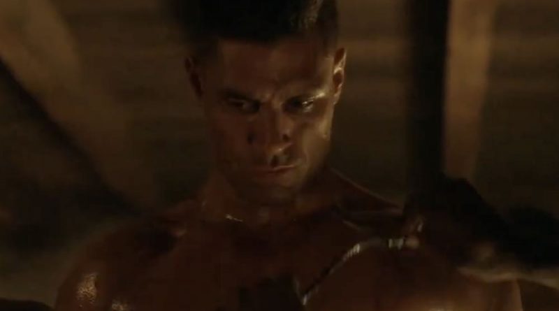 Manu Bennett in Spartacus e quel corpo scolpito che ci regala gioie