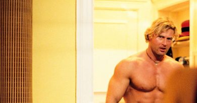 Adrian Bouchet in All About Anna vi regala il meglio si se (video)