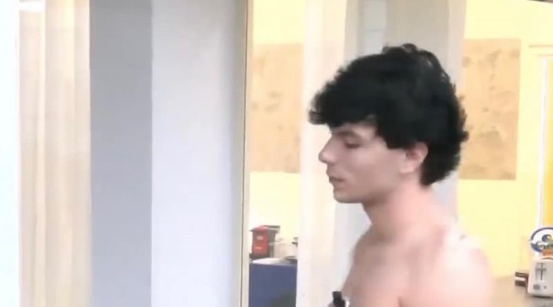 Trigno di Amici senza tshirt è proprio un bel vedere